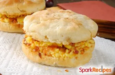 Oster-Schinken, Ei & Käse-Brötchen