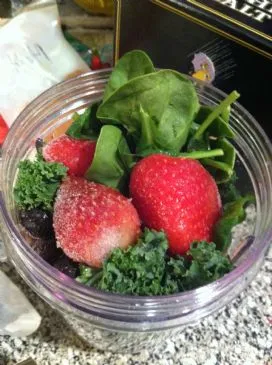 Frischer Triple-Berry-Smoothie