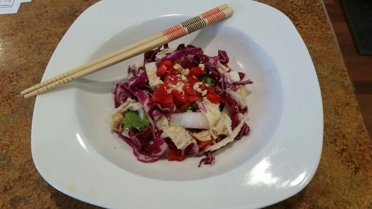 Leichte asiatische Krautsalat von HealthyLady