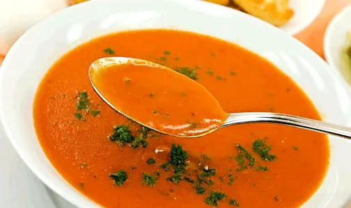 Tomaten-Chipotle-Bisque