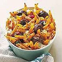 Fleischbällchen und Nudelauflauf