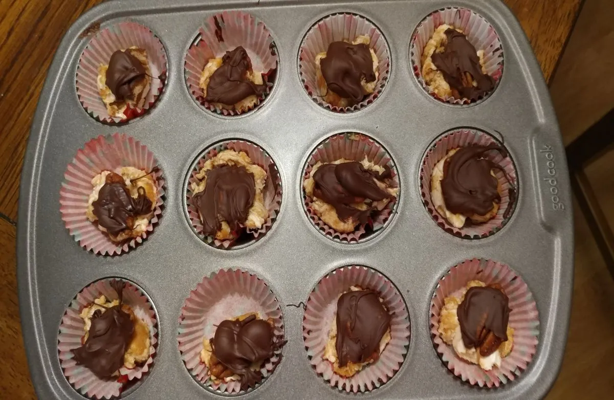 Erdnussbutter-Frischkäse-Bomben