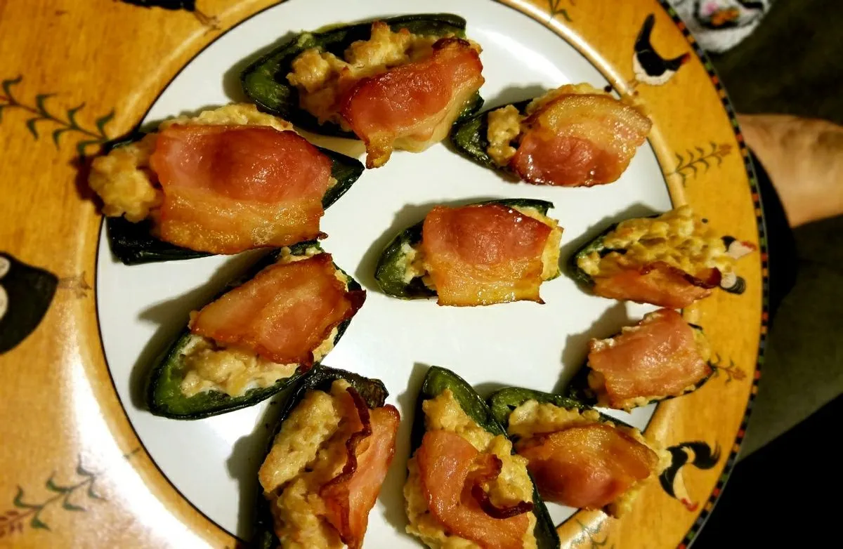 Keto Jalapeño Poppers