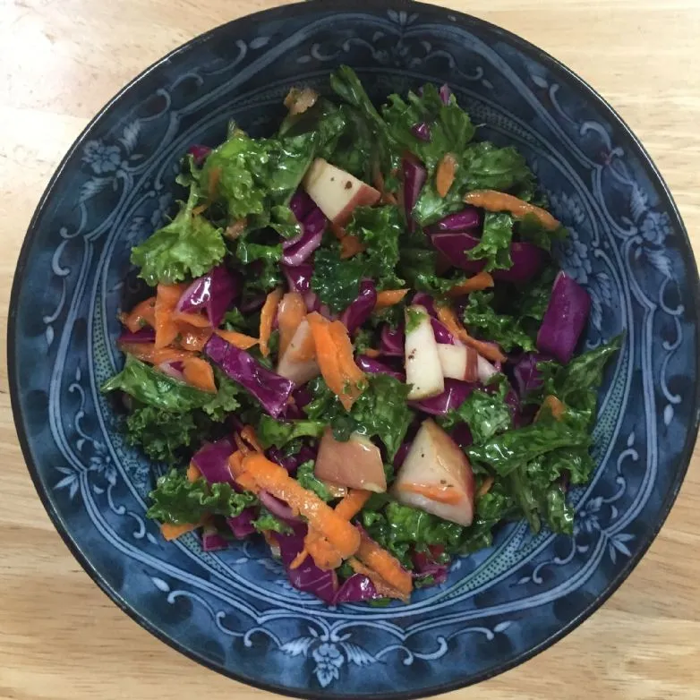 Coleslaw mit Grünkohl und Kohl