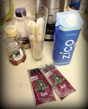 Açaí-Bananen-Kokos-Smoothie