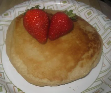 Gesunder Selbstgemachter Pfannkuchenteig (mit Mandelmilch)