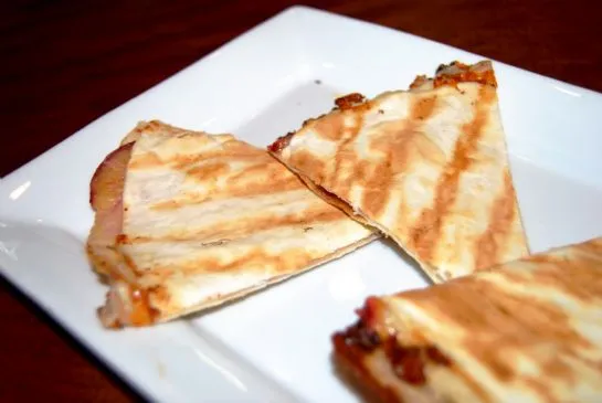 Steinfrucht-Quesadilla von Caitlin