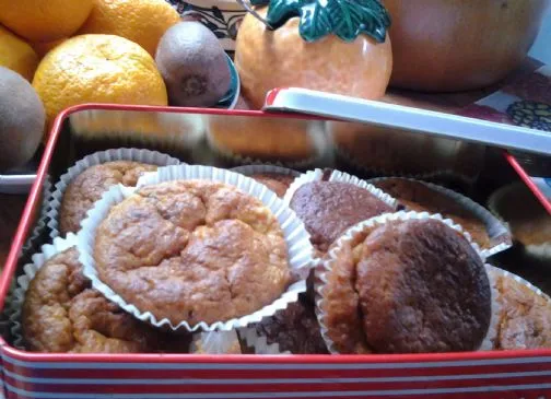 Hafer-Möhren-Datteln und gemischte Samen-Joghurt-Cupcakes