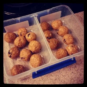 No-Bake PrOATein-Bällchen