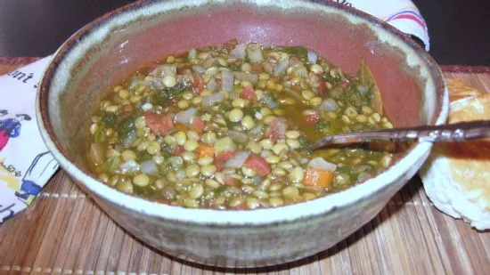 Linsensuppe mit Spinat und Essig