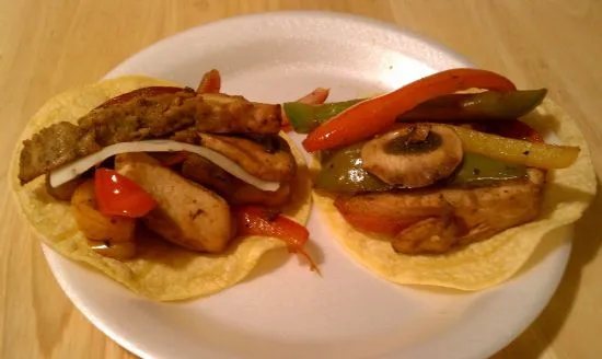 Danis fettarme Chipotle-Hähnchen-Fajitas