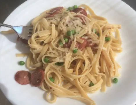 Tagliatelle Salsiccia e Pisselli
