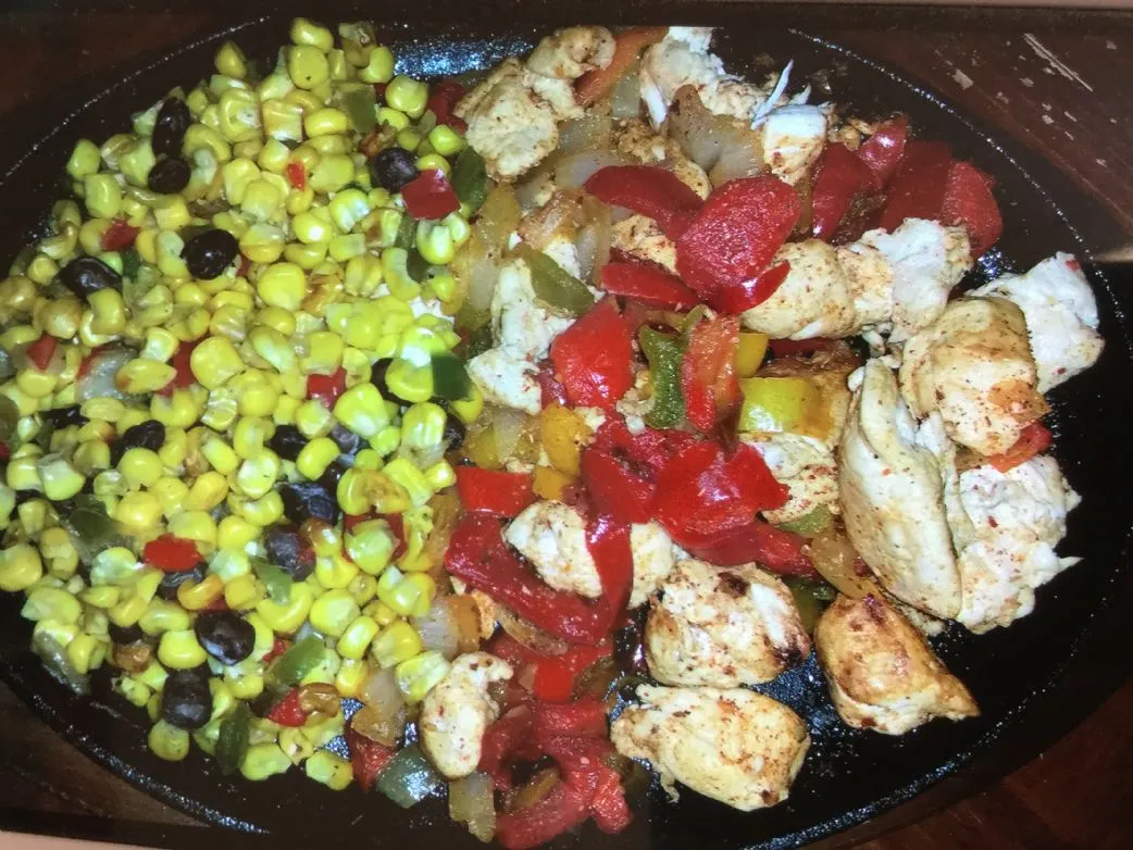 Niedriger Natriumgehalt Hähnchen Fajitas