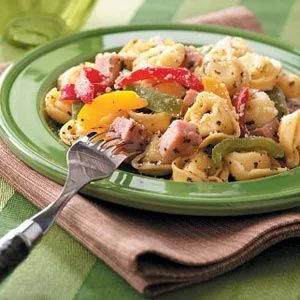 Tortellini und Schinken