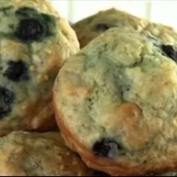 Zitronen-Blaubeer-Muffins