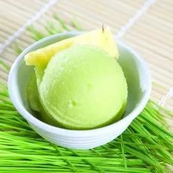 Ananas-Weizengras-Sorbet