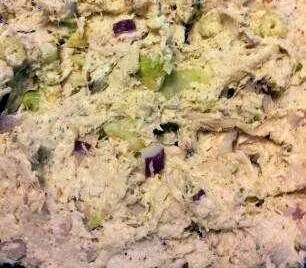 Avocado- und Hähnchensalat