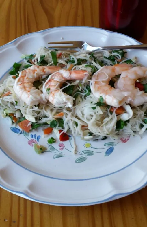 Frischer asiatischer Salat