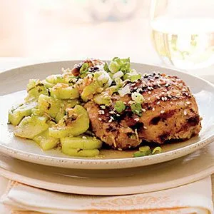 Seoul-Hähnchen mit Minz-Gurken