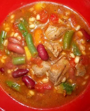 Gemüse-Rindfleisch-Gersten-Bohnen-Eintopf - 1,5 Tassen