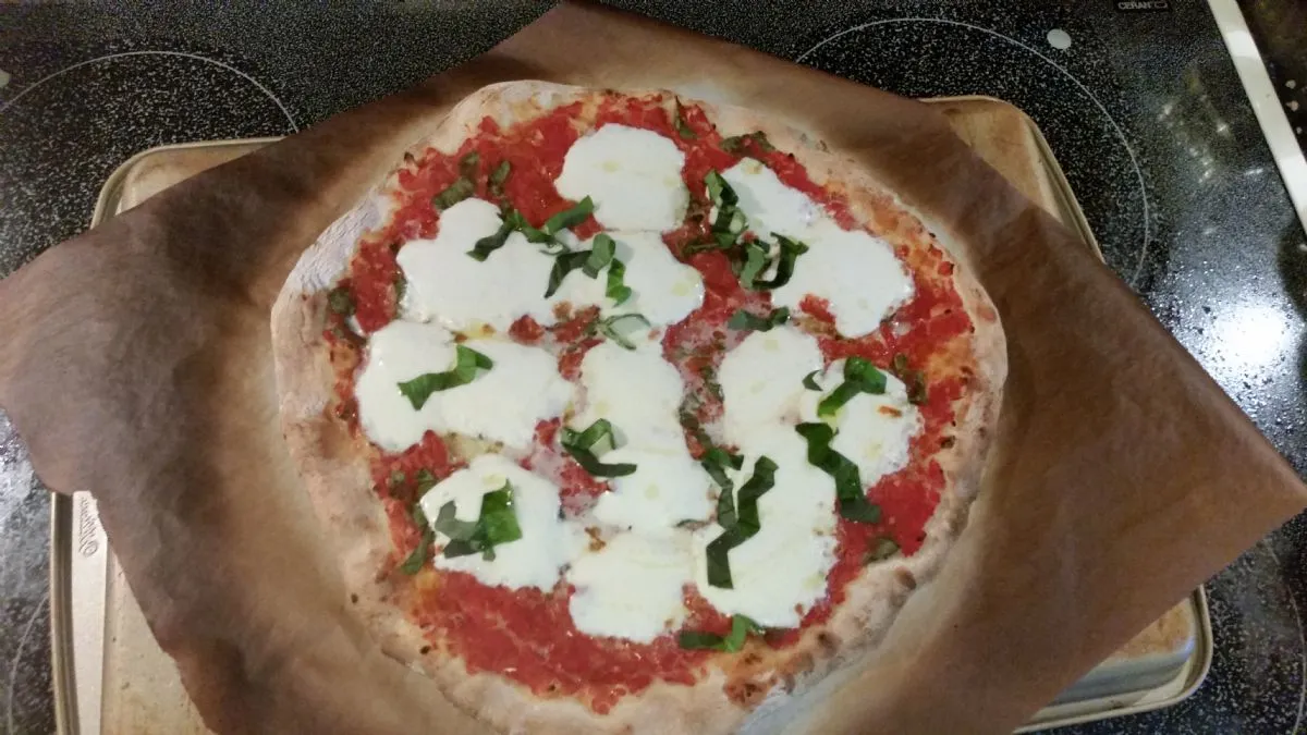 Pizza Margherita aus der Testküche von Amerika