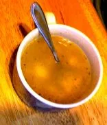 Perfekte Low-Carb Hühnersuppe