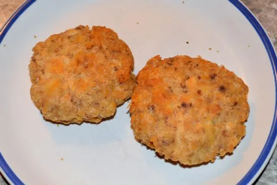 Opa's Lachs-Patties