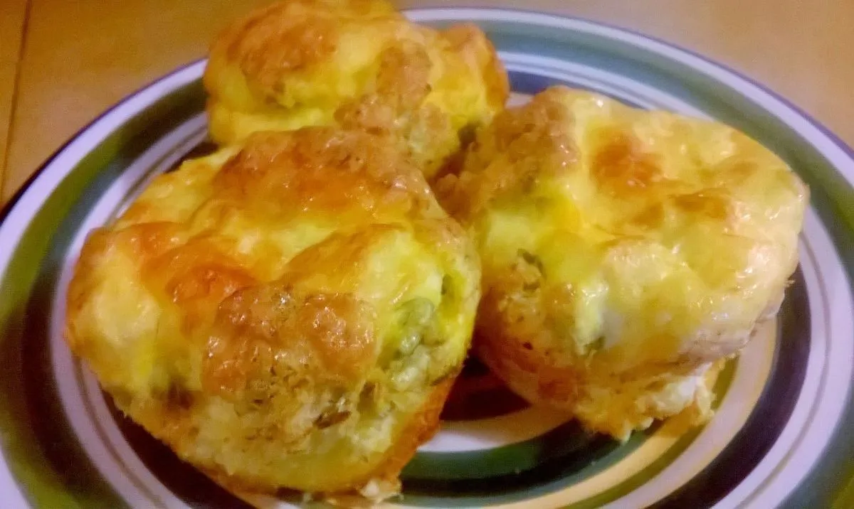 Jalapeno-Käse-Ei-Muffins (kleine Frittatas)