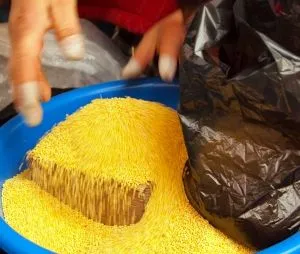 Mais-Muffins mit Eiweiß