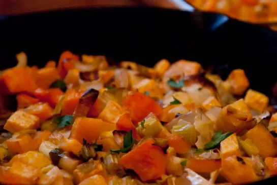 Vegan zu teilen: Geröstetes Wintergemüse