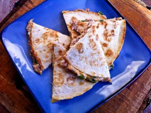 Hickory-geräucherte Thunfisch-Quesadillas