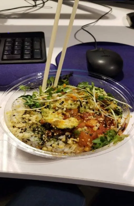 Koreanischer Poke-Bowl