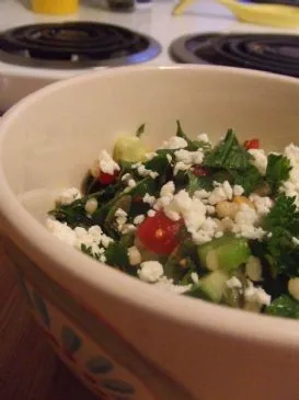 Tabbouleh-inspirierter Erntekorns-Salat