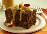 Yoplait Ingwer-Kuchen mit Karamell-Apfel-Topping