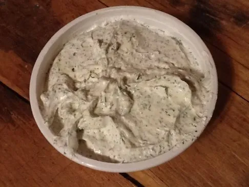 Veganer Dill-Dip