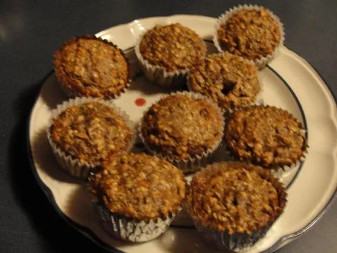 Vollkorn-Leinsamen-Äpfel-Muffins