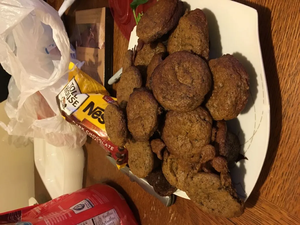 Mini Muffins ohne Mehl mit Erdnussbutter und Banane