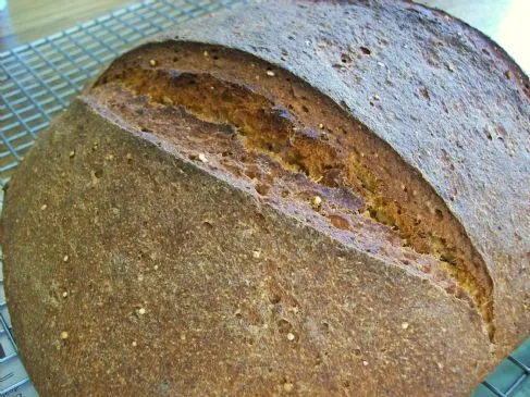 Hefebrot mit Käse und Mais