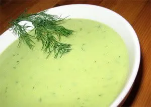 Jennifer Cornbleets Rohkost-Zucchini-Suppe