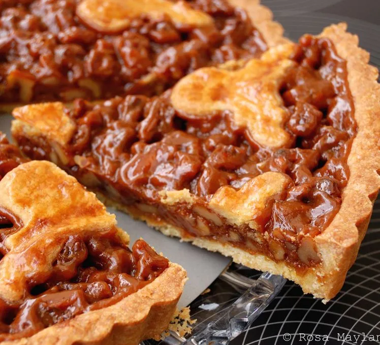 Dreifach-Nuss-Torte