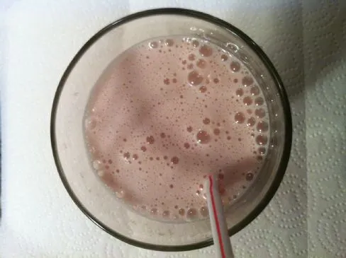 Erdbeer-Sonnenblumenkerne-Protein-Shake