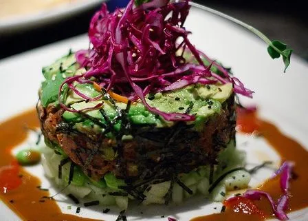 Scharfer Thunfisch-Roll *nicht traditionell