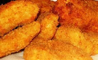 Honig-Walleye mit Keks-Panade