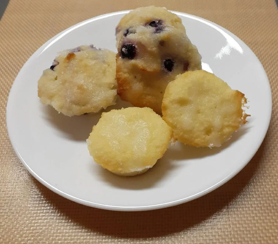 Cyndis großartige Keto-Zitronen-Blondies