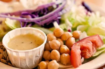 Würzige, cremige Balsamico-Vinaigrette