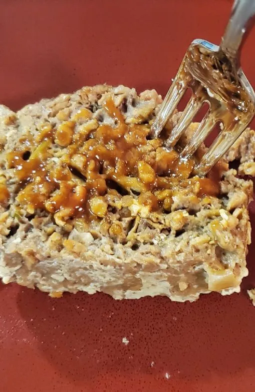 Mein (bryanm) Beyond Meat Hackbraten mit Keto Hackbraten-Sauce