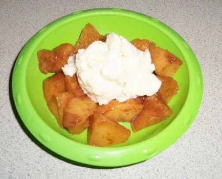 Nixies falscher Apfelkuchen ala Mode!