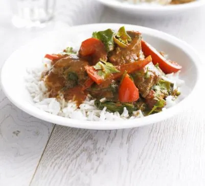Schnelles Lamm- und Spinat-Curry