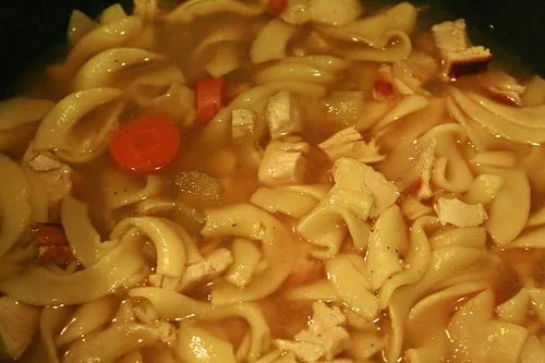 Gegrillte Hühnersuppe