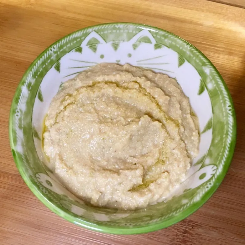 Leichter Zucchini-Hummus